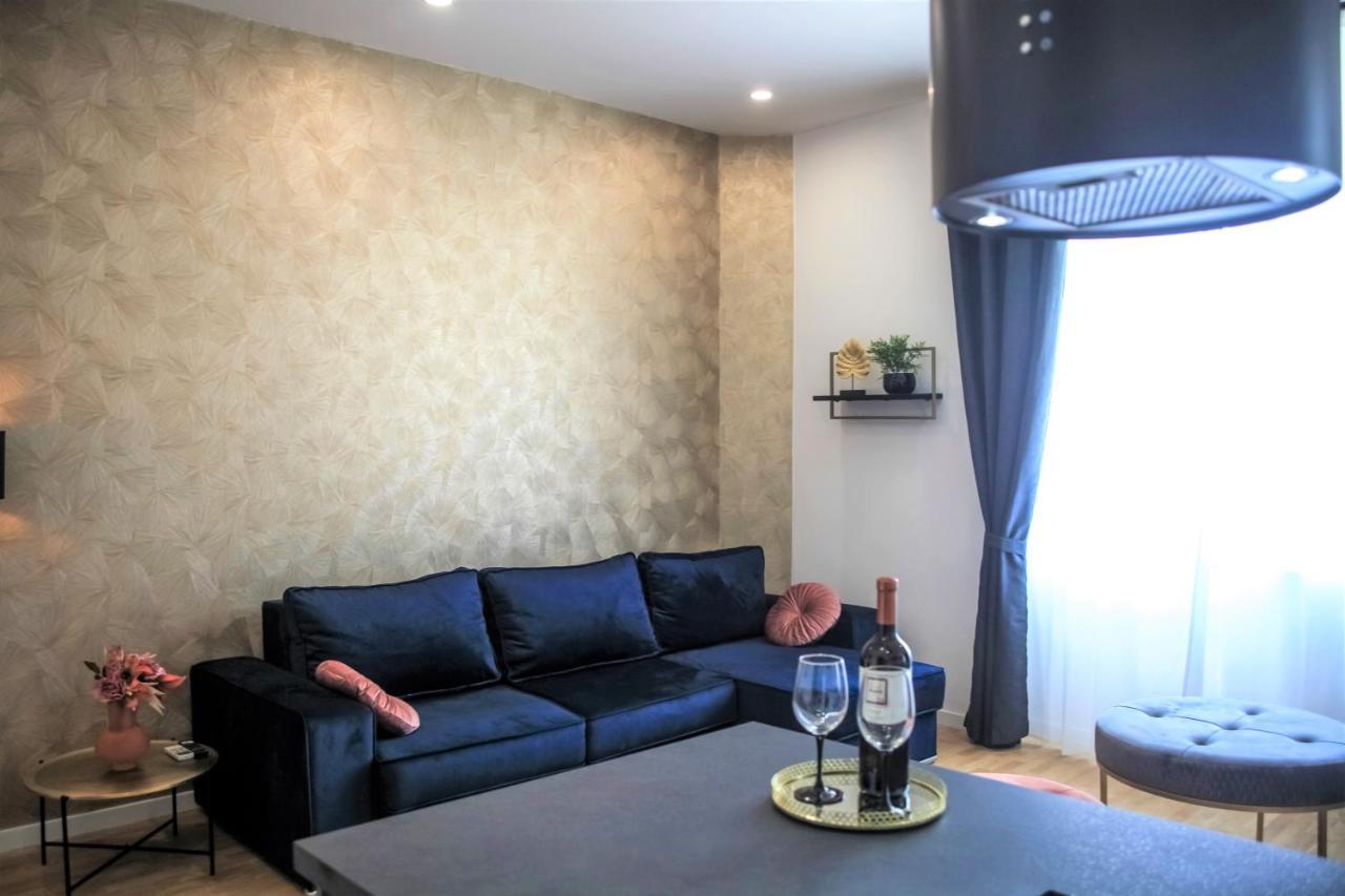 Hedone City Luxury Apartments With Free Parking Pula Exterior photo