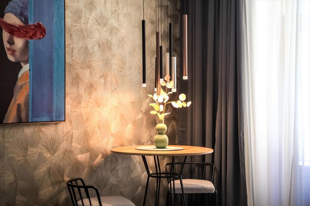 Hedone City Luxury Apartments With Free Parking Pula Exterior photo