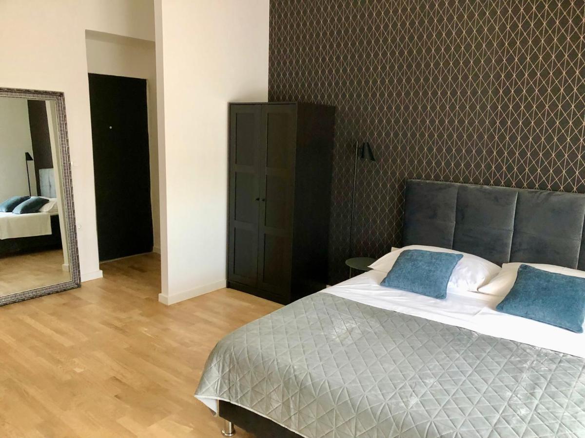 Hedone City Luxury Apartments With Free Parking Pula Exterior photo